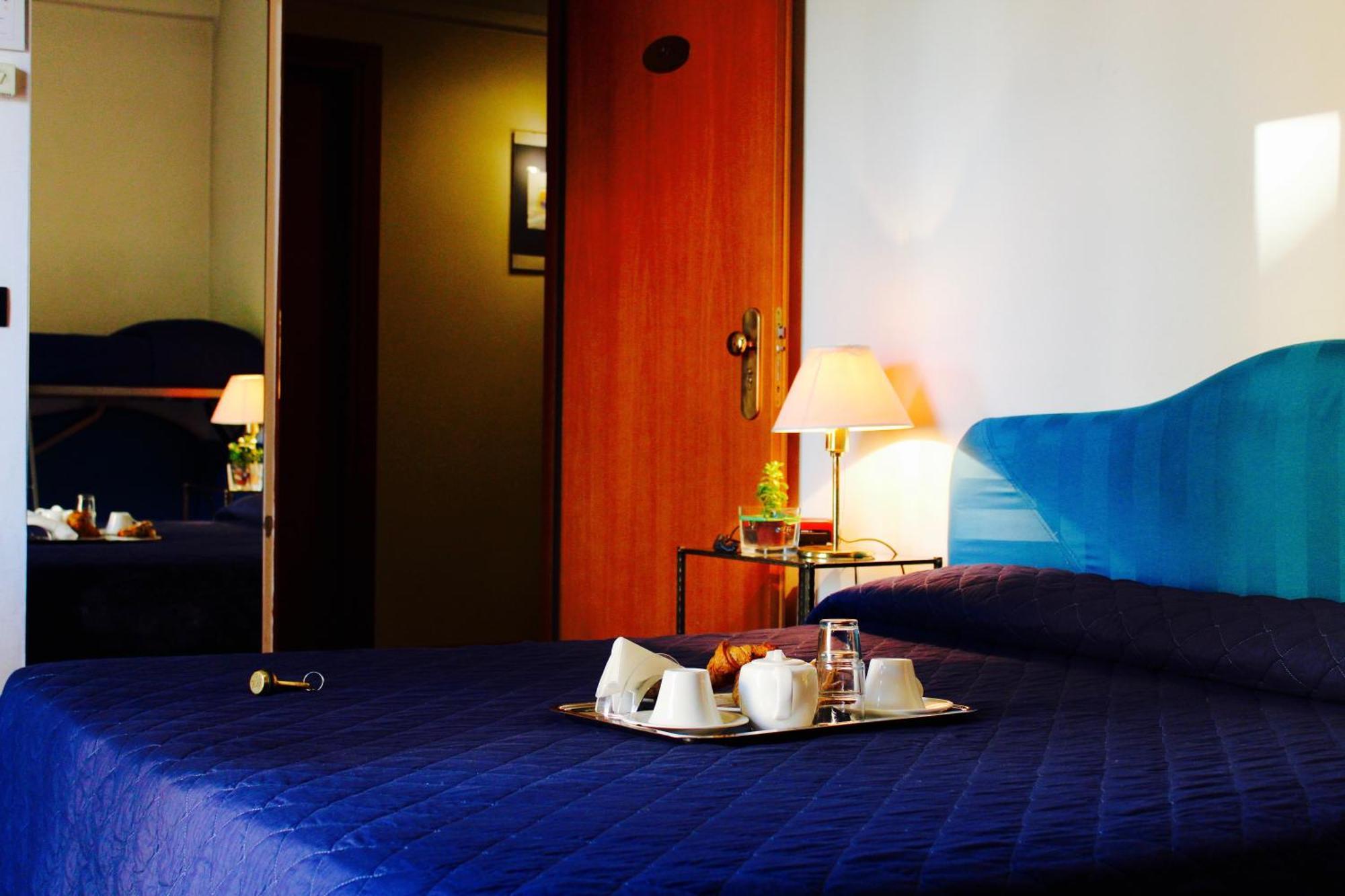 רימיני Arcangelo Roof Hotel מראה חיצוני תמונה