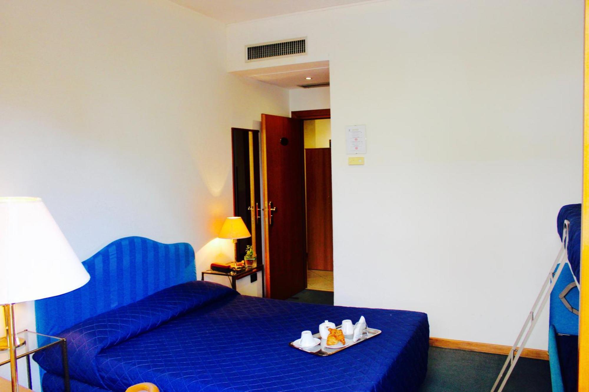 רימיני Arcangelo Roof Hotel מראה חיצוני תמונה