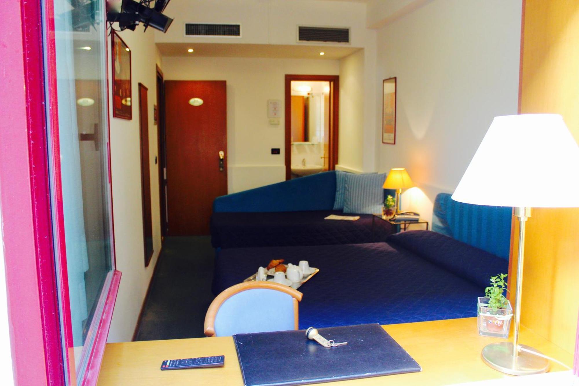 רימיני Arcangelo Roof Hotel מראה חיצוני תמונה