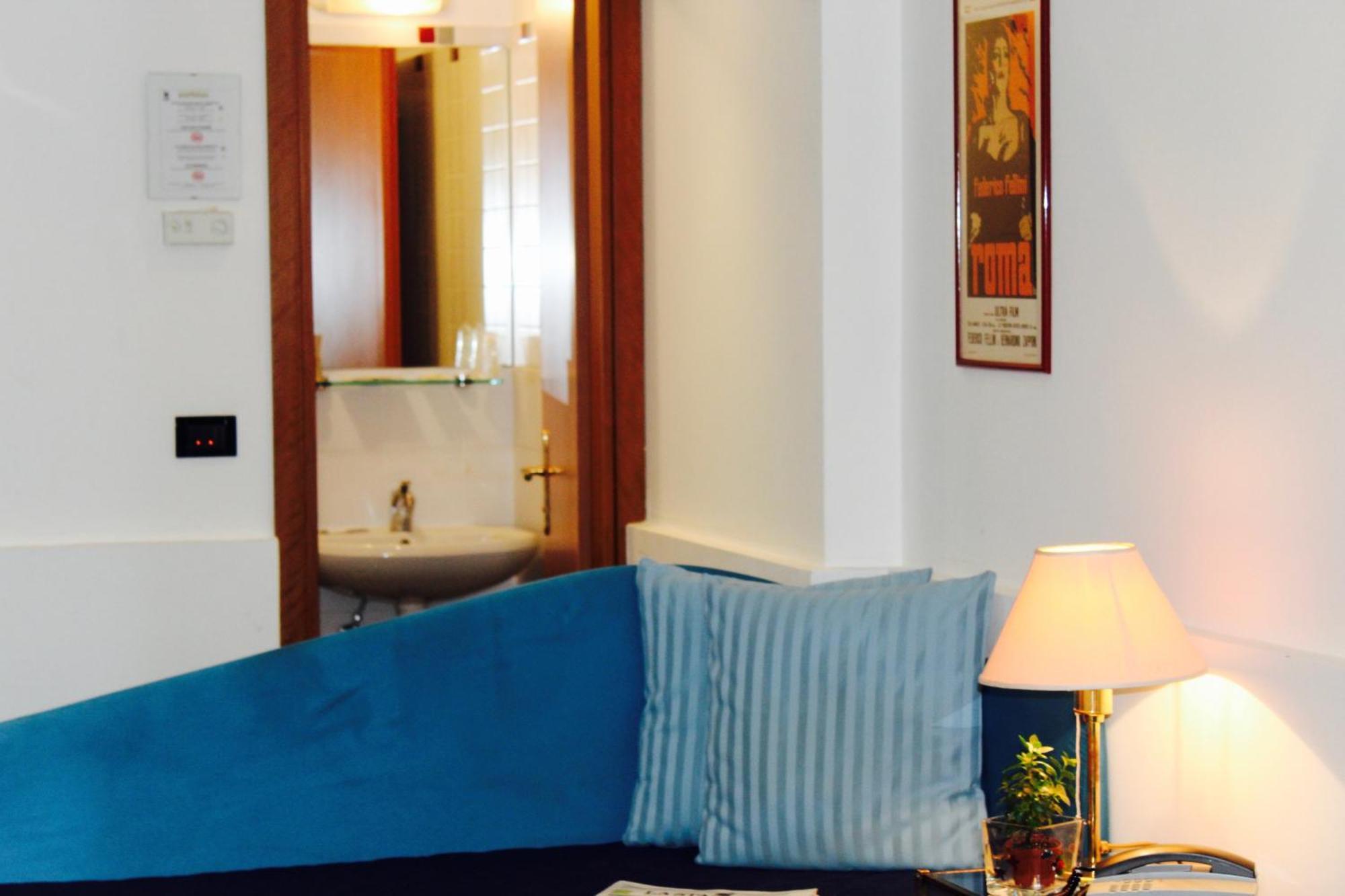רימיני Arcangelo Roof Hotel מראה חיצוני תמונה