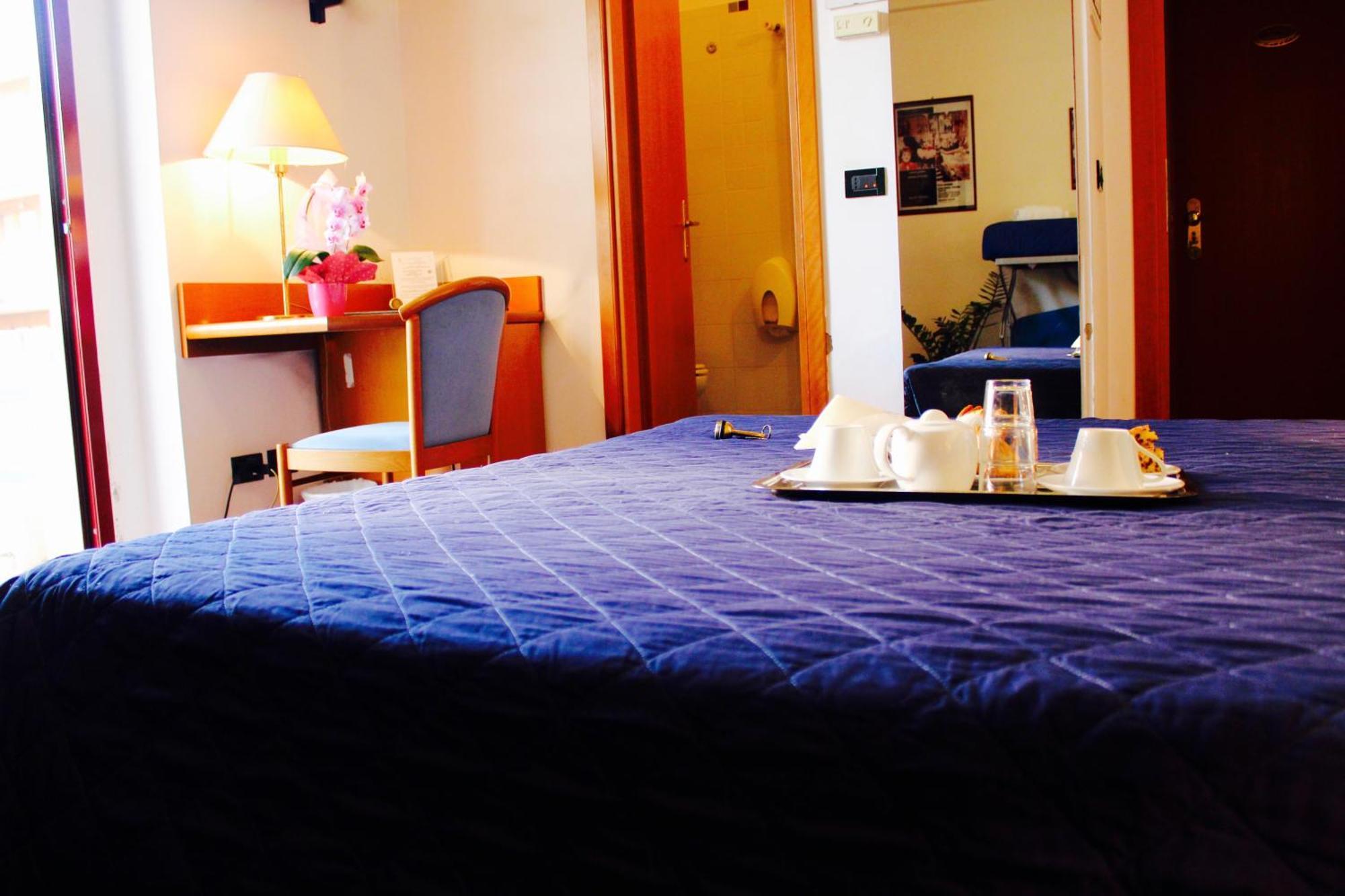 רימיני Arcangelo Roof Hotel מראה חיצוני תמונה