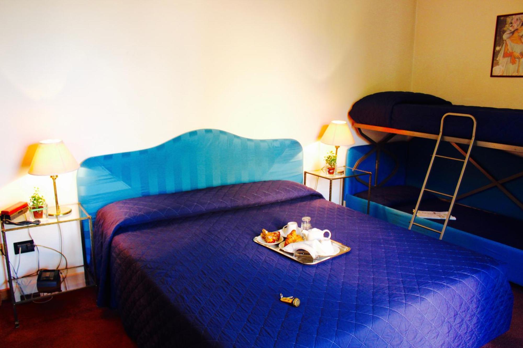 רימיני Arcangelo Roof Hotel מראה חיצוני תמונה