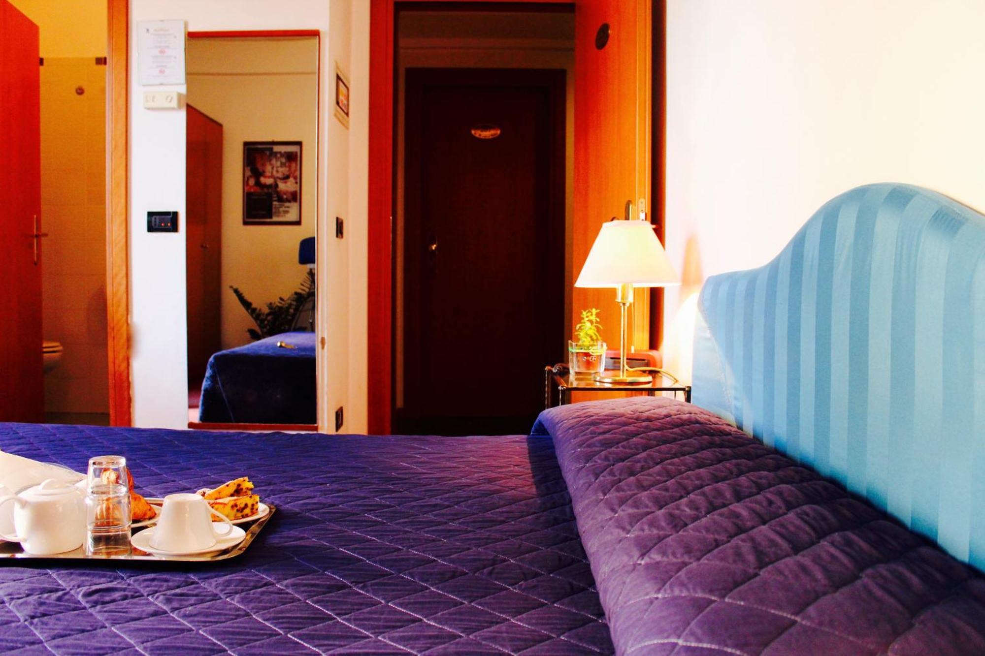 רימיני Arcangelo Roof Hotel מראה חיצוני תמונה
