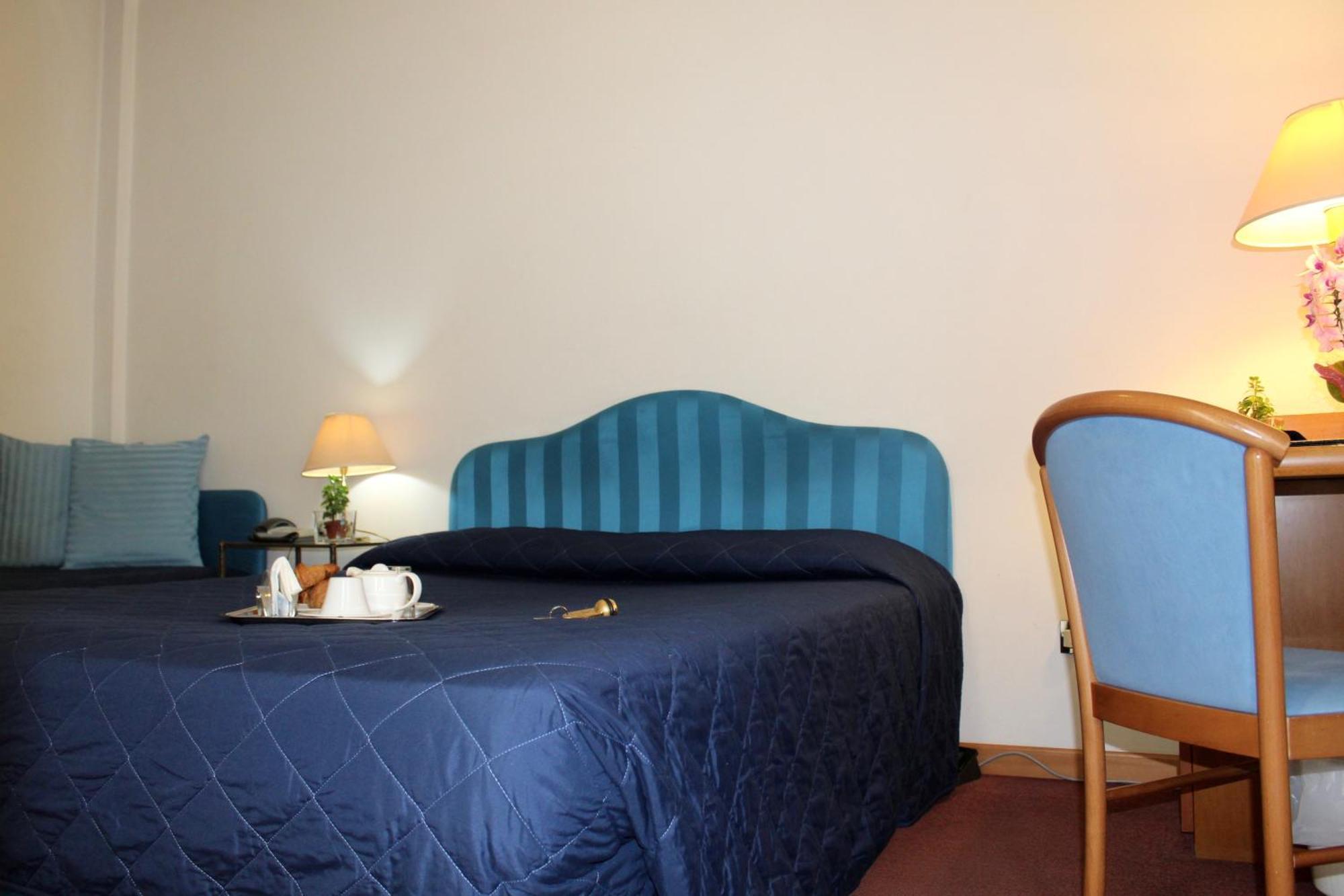 רימיני Arcangelo Roof Hotel מראה חיצוני תמונה